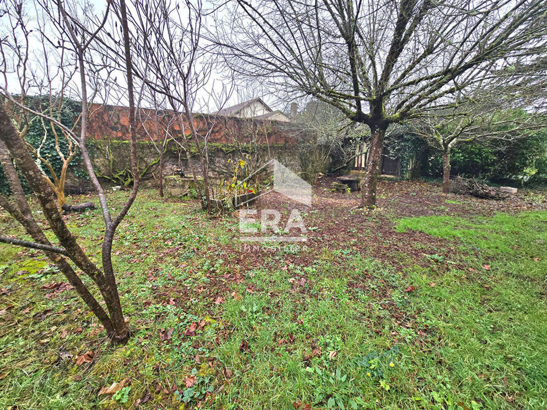 Maison à MONTPON-MENESTEROL