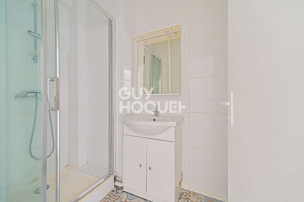 Appartement à PARIS-12E