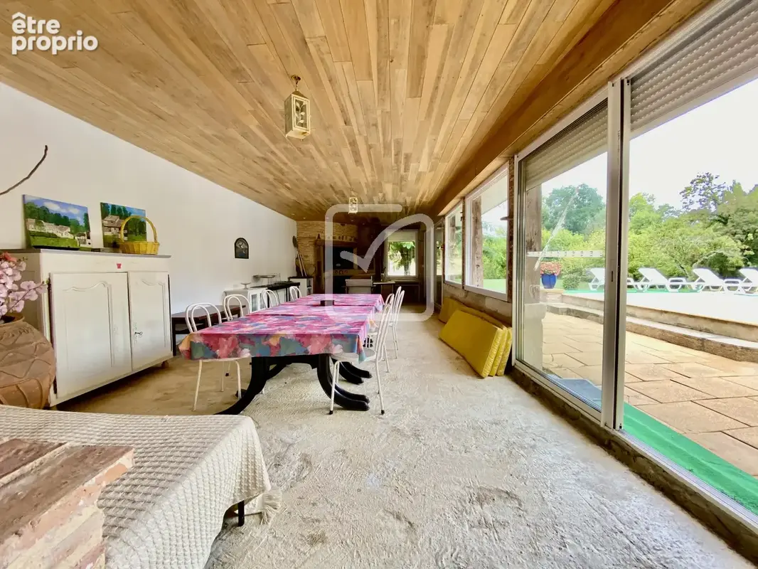 Ensemble immobilier exclusif aussi rare qu'atypique avec un accès privé à la dordogne - photo 7
