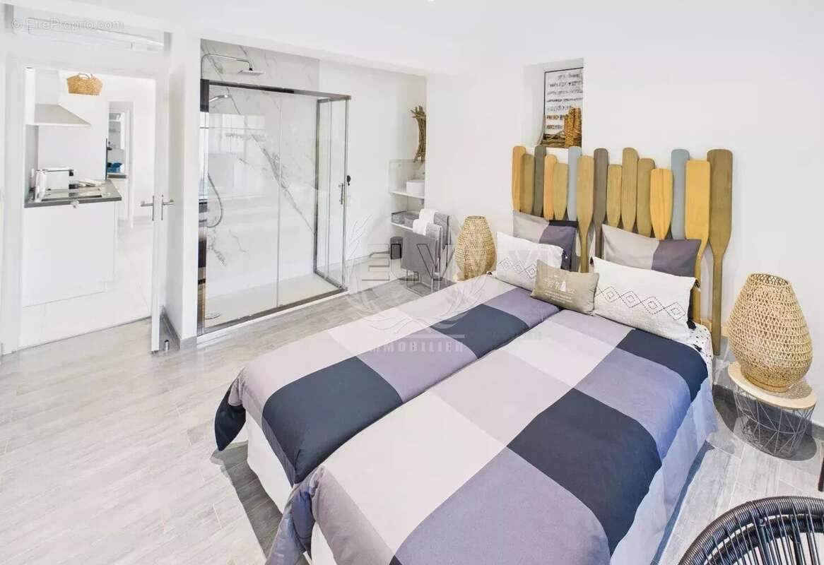 Maison à PLAN-DE-LA-TOUR