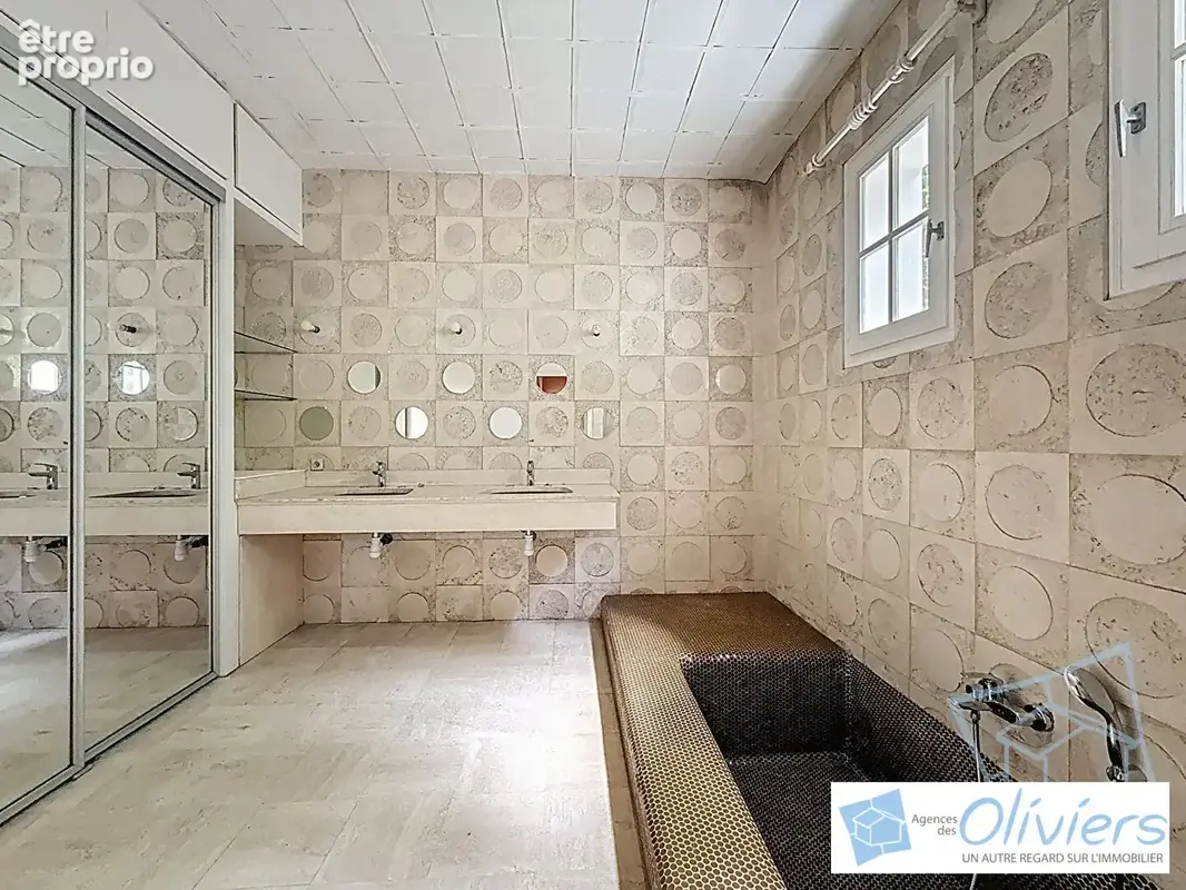 Maison 221 m² à Chevreuse  - photo 8