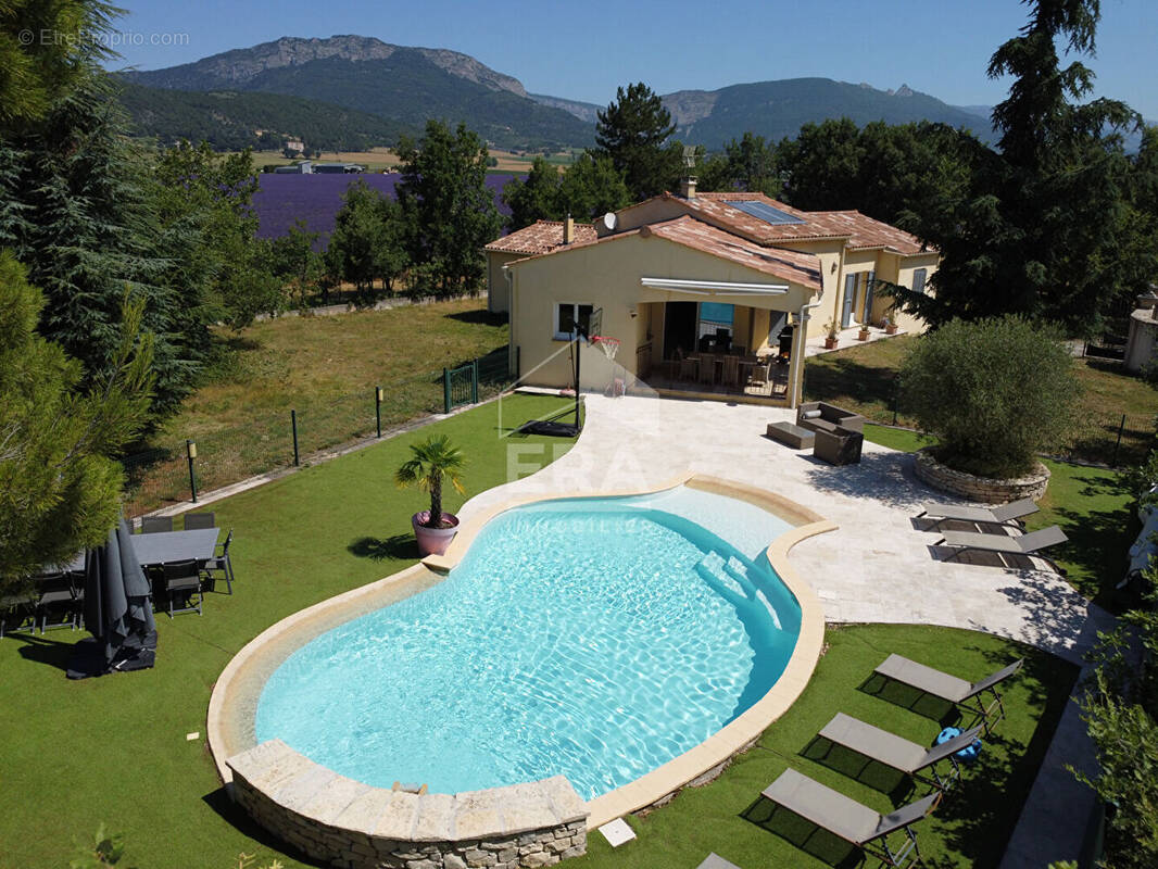 Maison à SALIGNAC