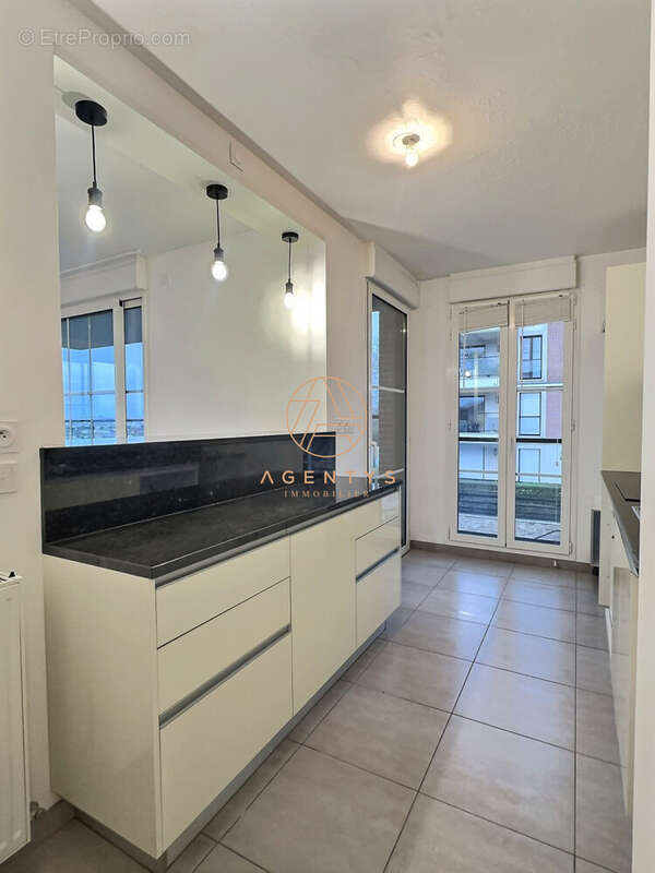 Appartement à CHENNEVIERES-SUR-MARNE