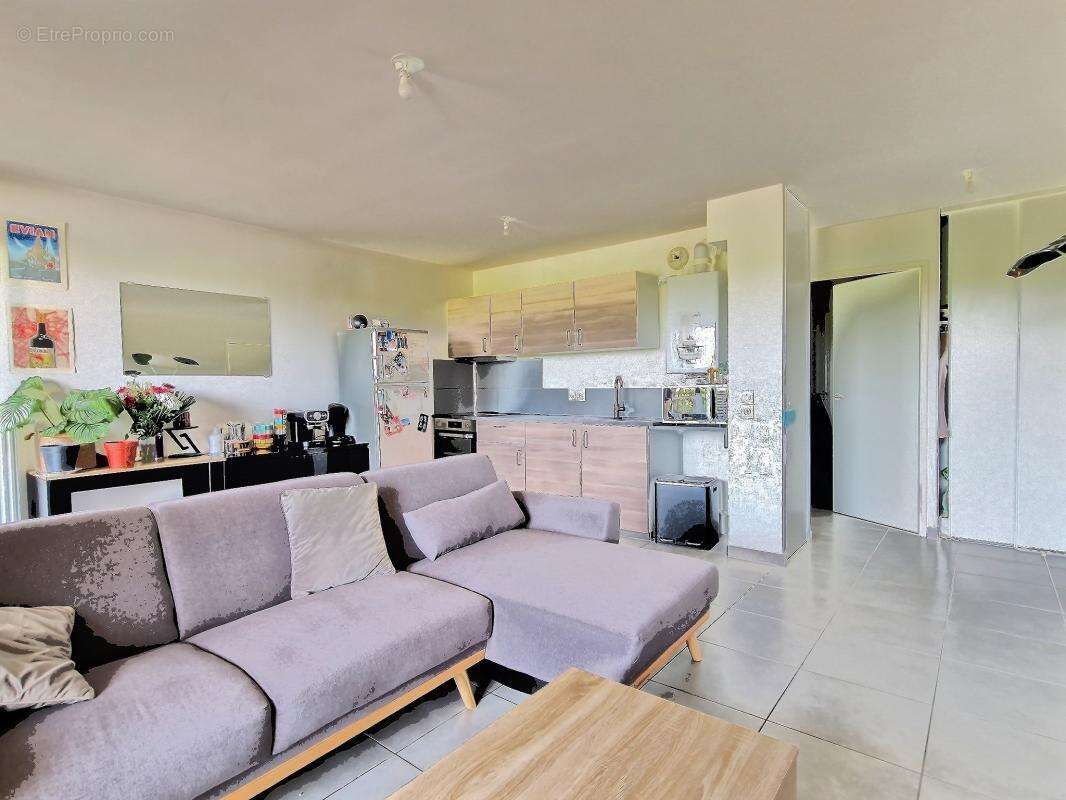 Appartement à SAINT-PRIEST