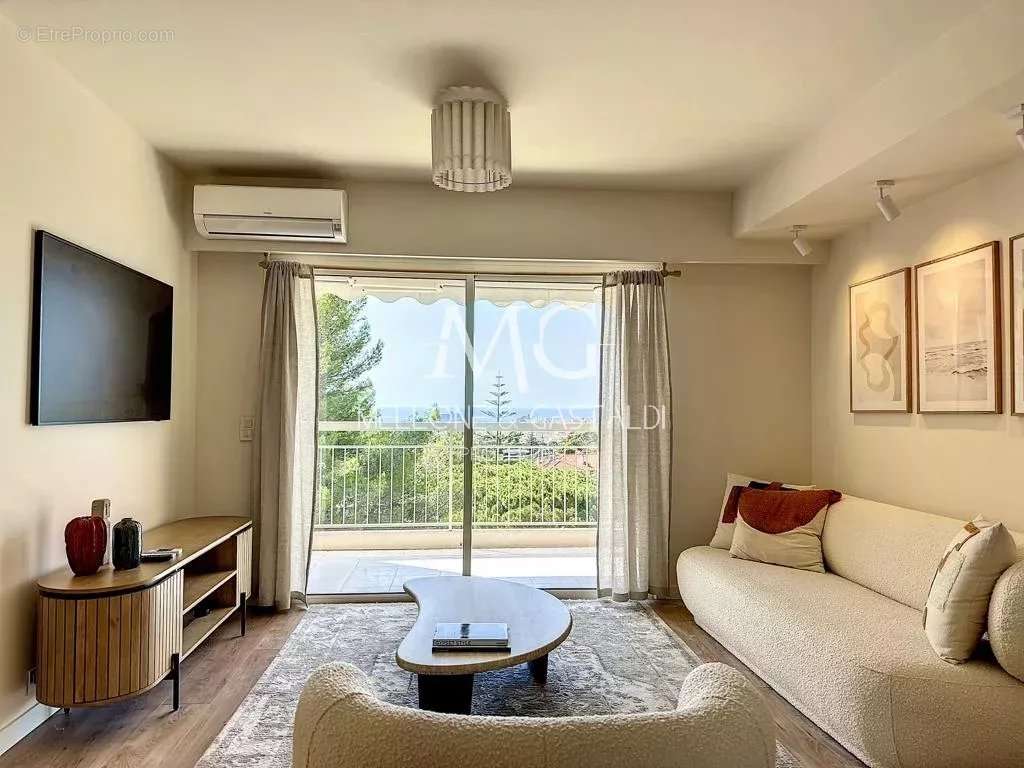 Appartement à LE CANNET