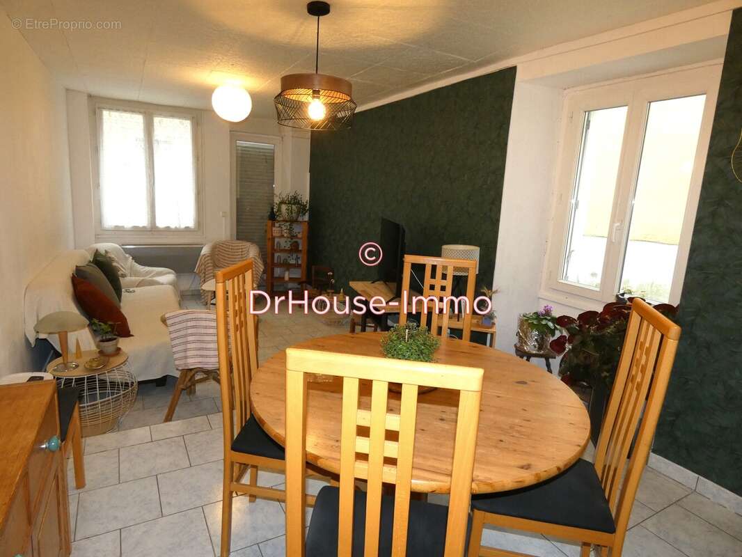 Maison à SAINT-CHRISTOPHE-SUR-LE-NAIS