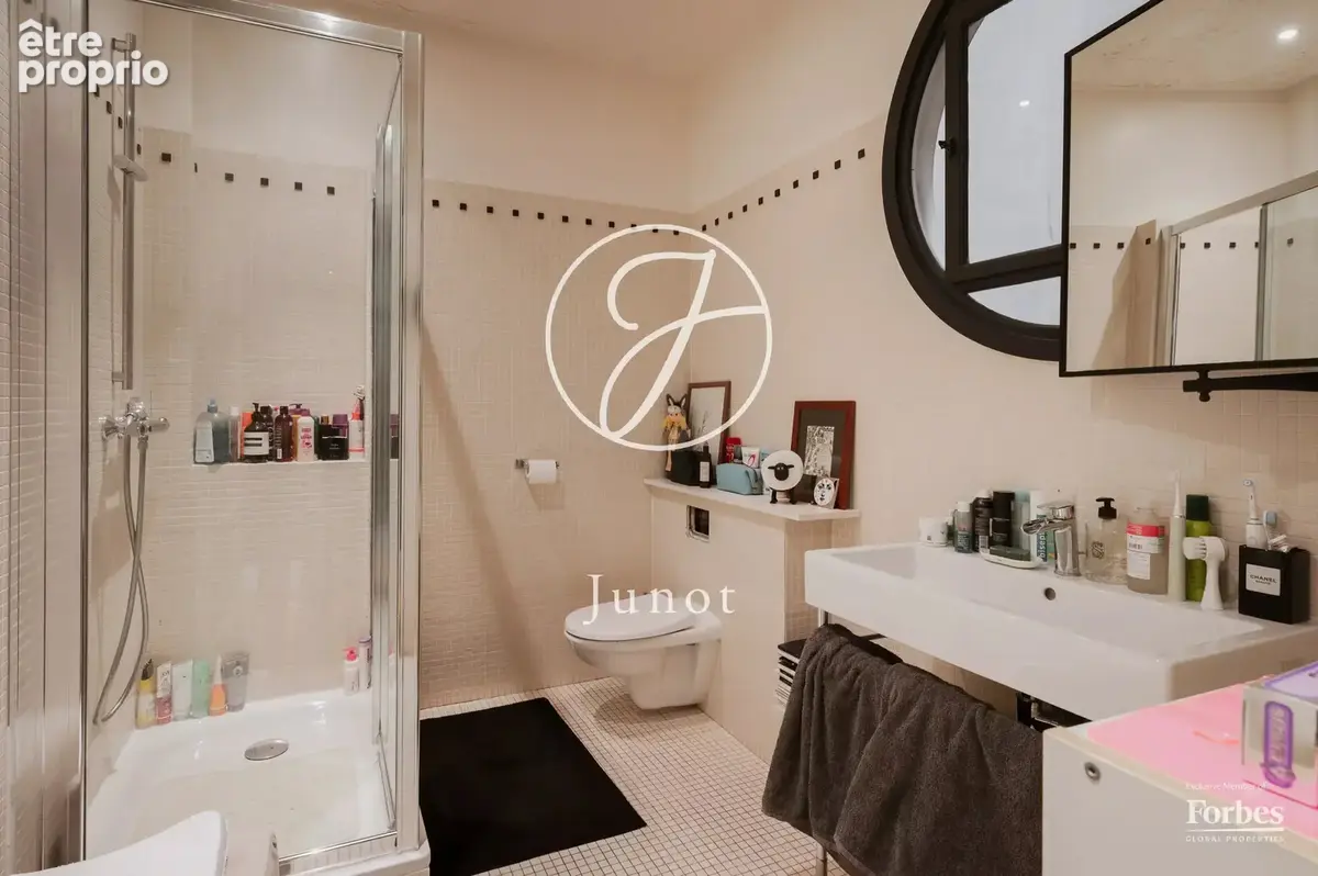 Paris 7e - SÈVRES-BABYLONE - Appartement familial d’exception - 8 pièces - 248,52m² Carrez - 4 chambres - Balcons - Vues dégagée - photo 28
