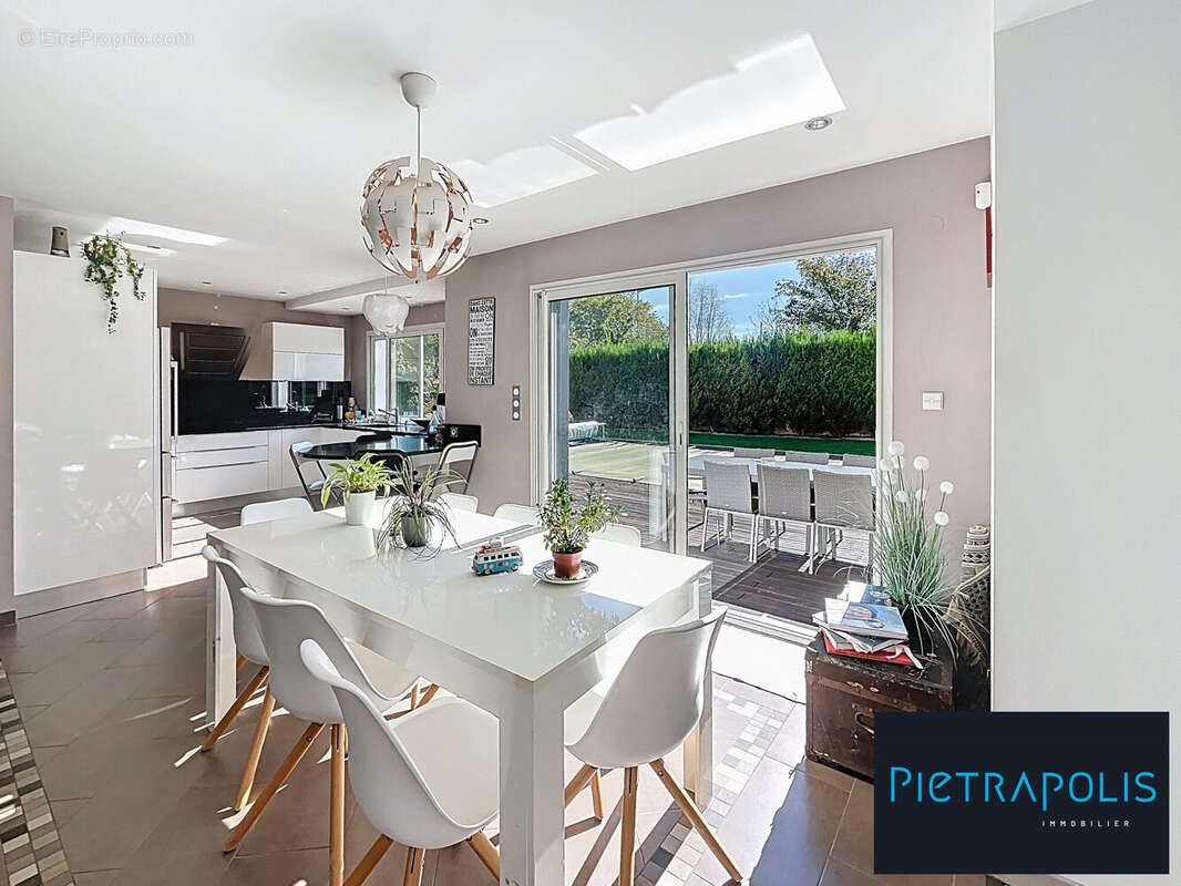 Maison à SAINT-APOLLINAIRE