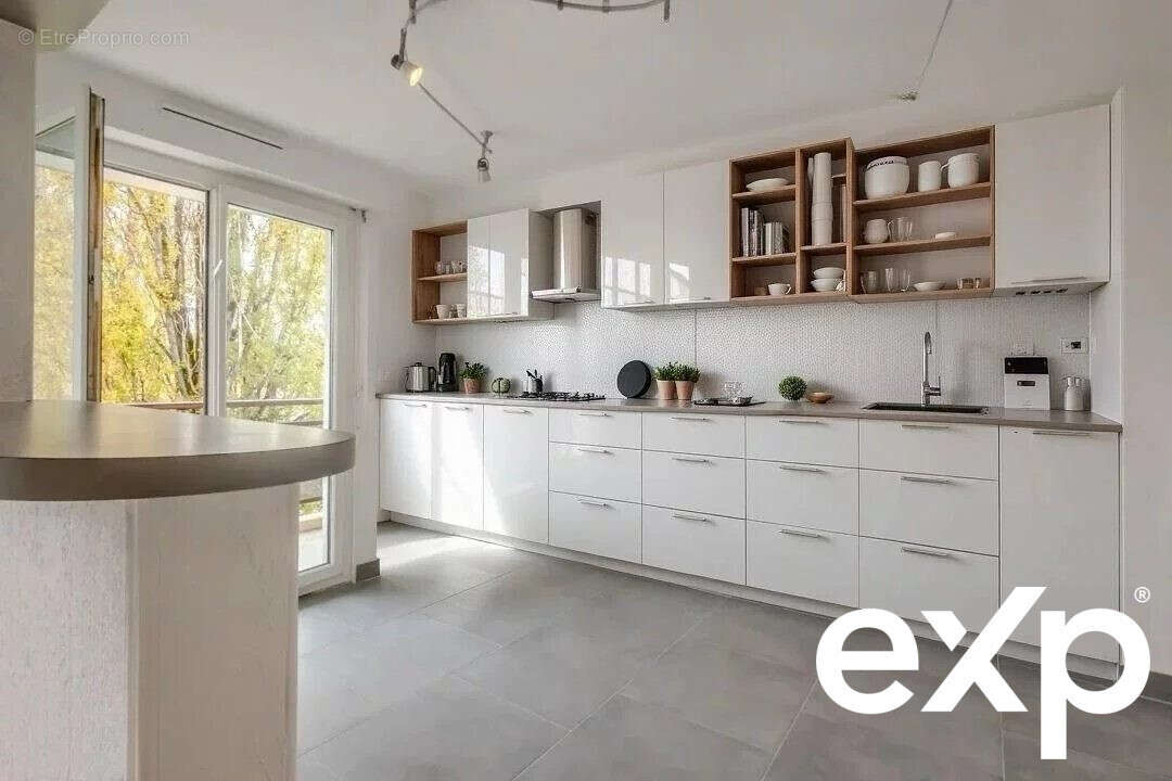 Appartement à DOUVAINE