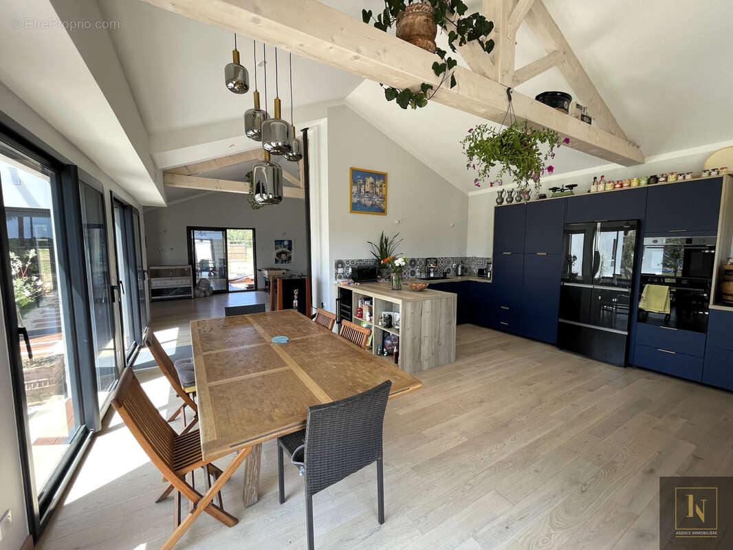 La Plaine Sur Mer. Belle Villa 225 m2 - photo 2