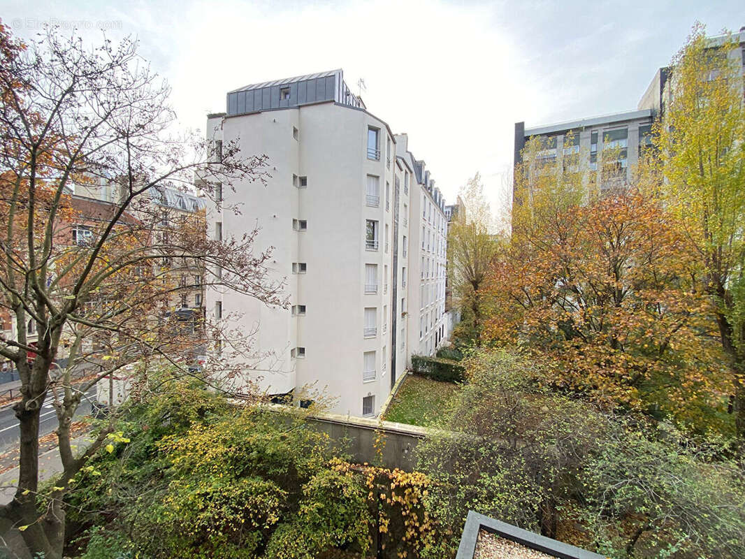 Appartement à PARIS-19E