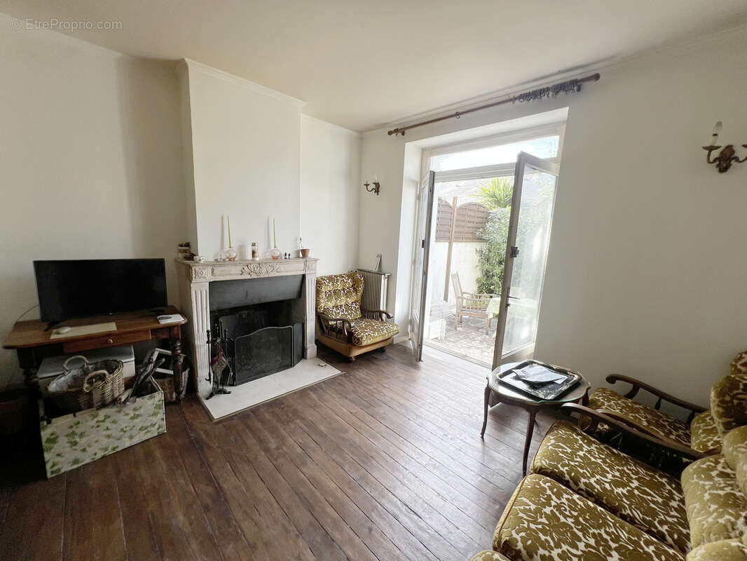 Maison à CHATELLERAULT