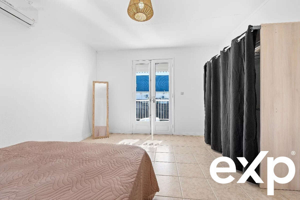 Maison à SAINTE-SUZANNE