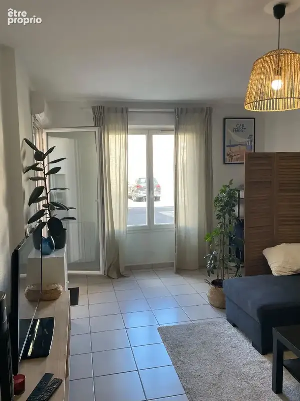 Bordeaux Chartrons / Camille Godard - T2 43.5 m2 -  Parking et loggia - photo 2