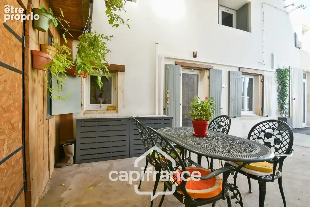 Maison rénovée à vendre 4 pièces SAINT JEAN D'ANGELY (17) avec atelier, cour et jardin potager de 421m² - photo 15