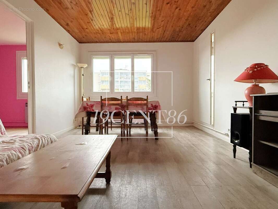 Appartement à SAINT-PRIEST