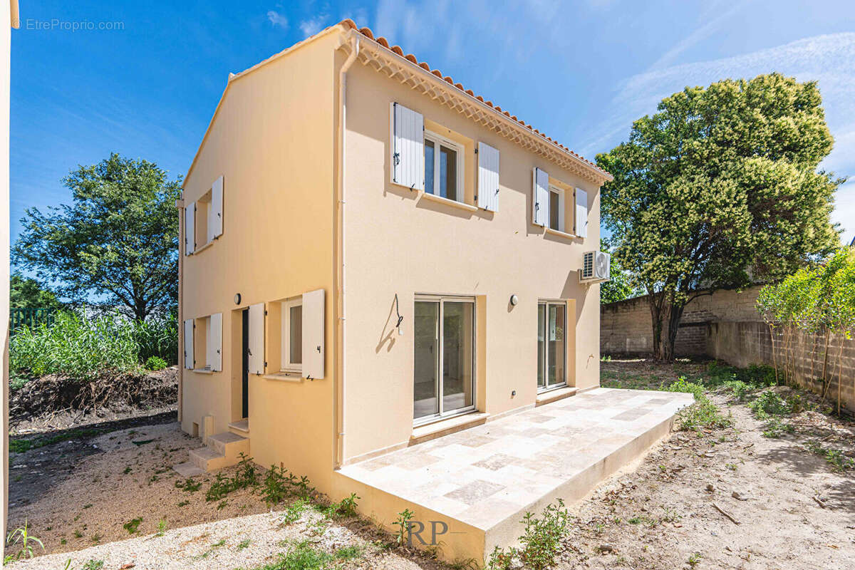 Maison à AVIGNON