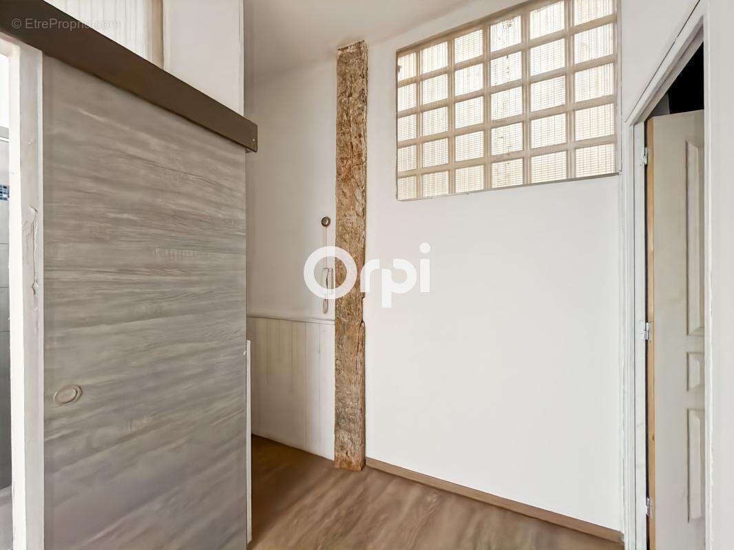 Appartement à CUGES-LES-PINS