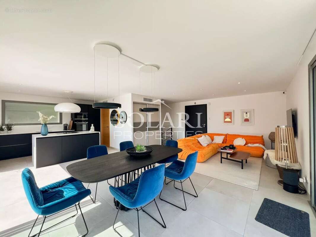 Maison à THEOULE-SUR-MER