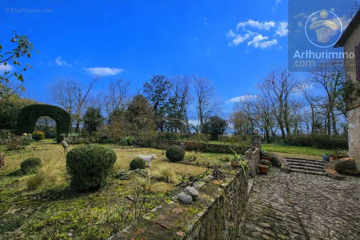 Maison à VILLORCEAU