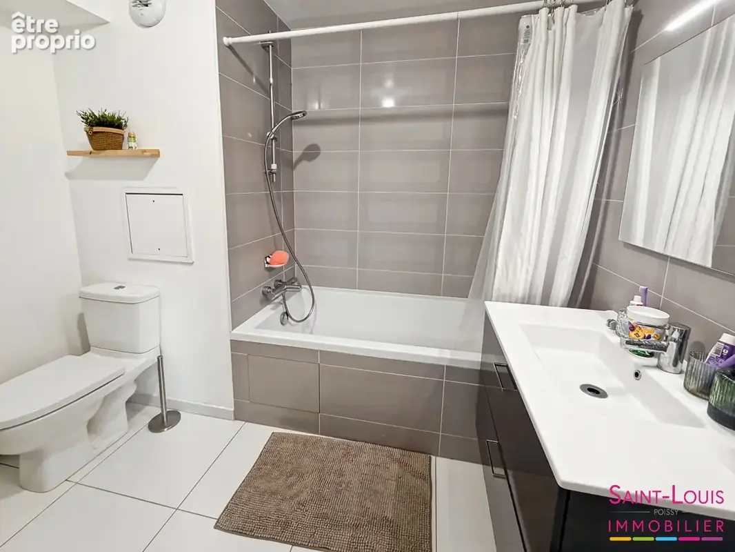 Poissy Tout le confort d'une maison à seulement 5 minutes à pied du RER A : jardin privatif, suite parentale et prestations réce - photo 6