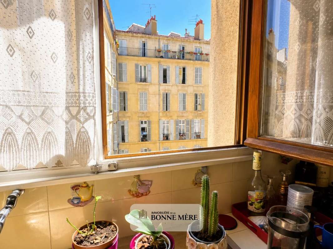 Appartement 49 m² à Marseille-2e  - photo 6