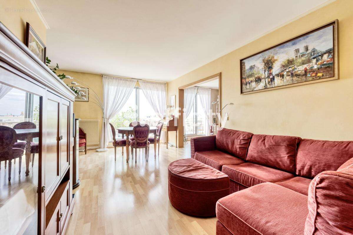 Appartement à MONTROUGE