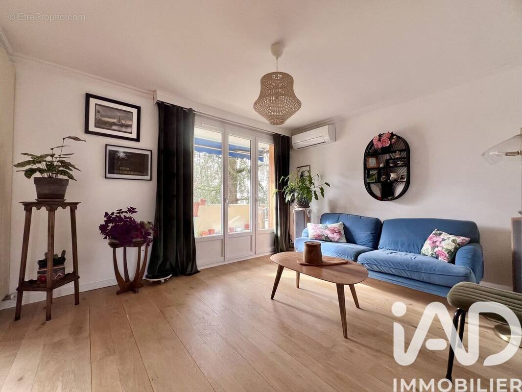 Photo 1 - Appartement à CALUIRE-ET-CUIRE