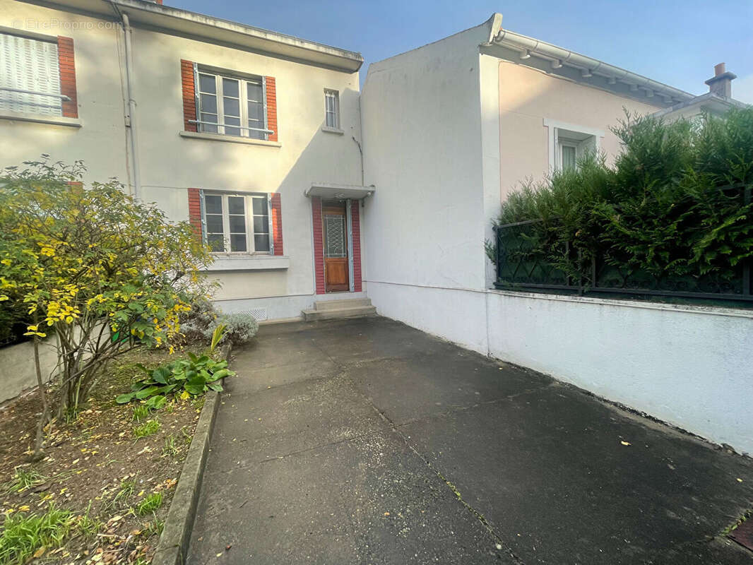 Maison à COLOMBES
