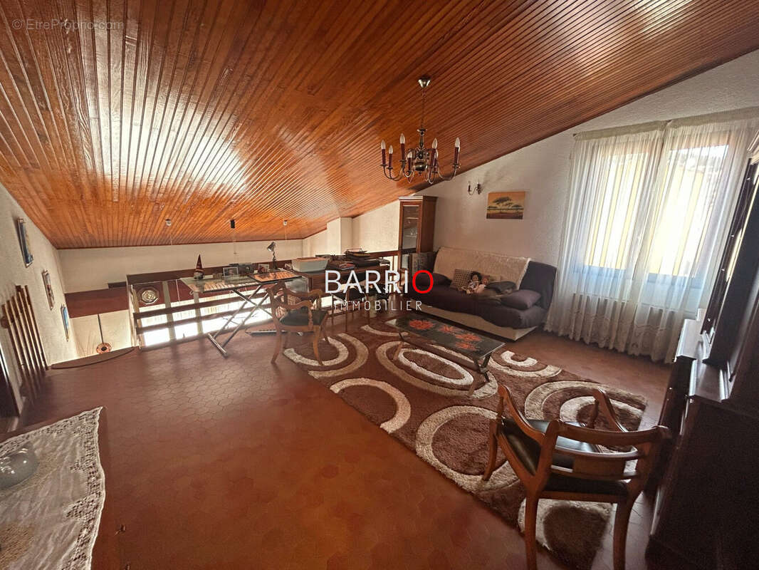 Appartement 4 pièces 122 m² à vendre à Port-Vendres (66660) - photo 3