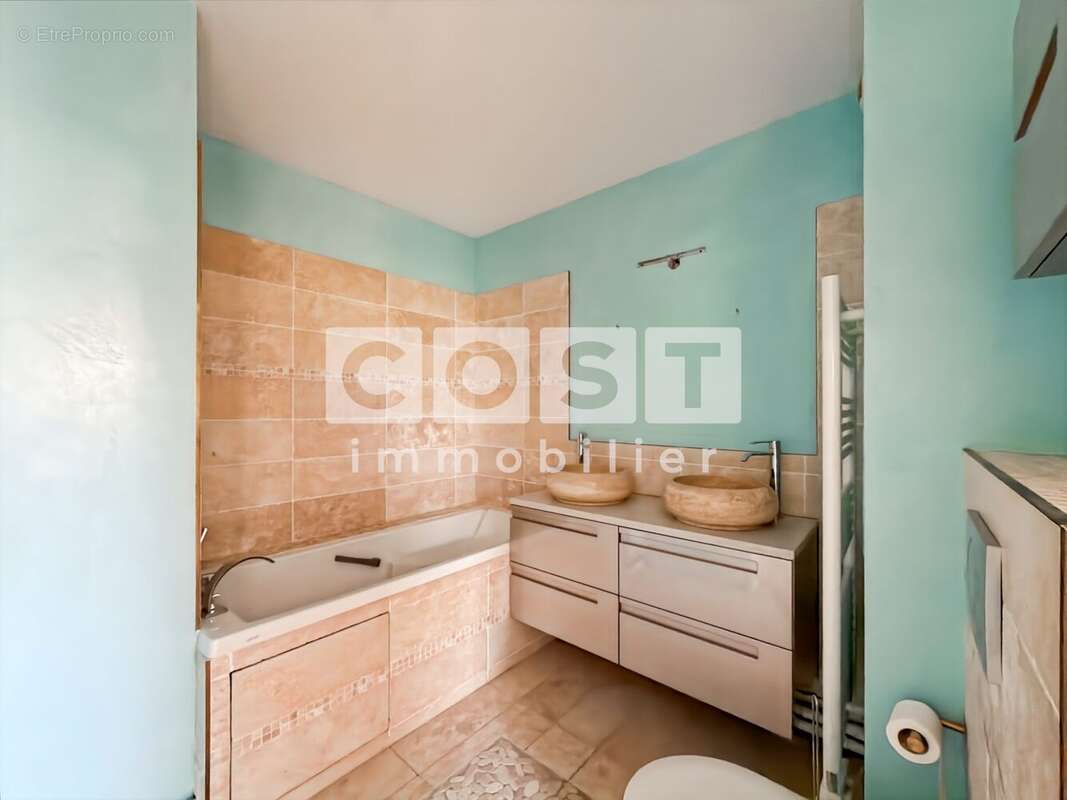 Appartement à ASNIERES-SUR-SEINE