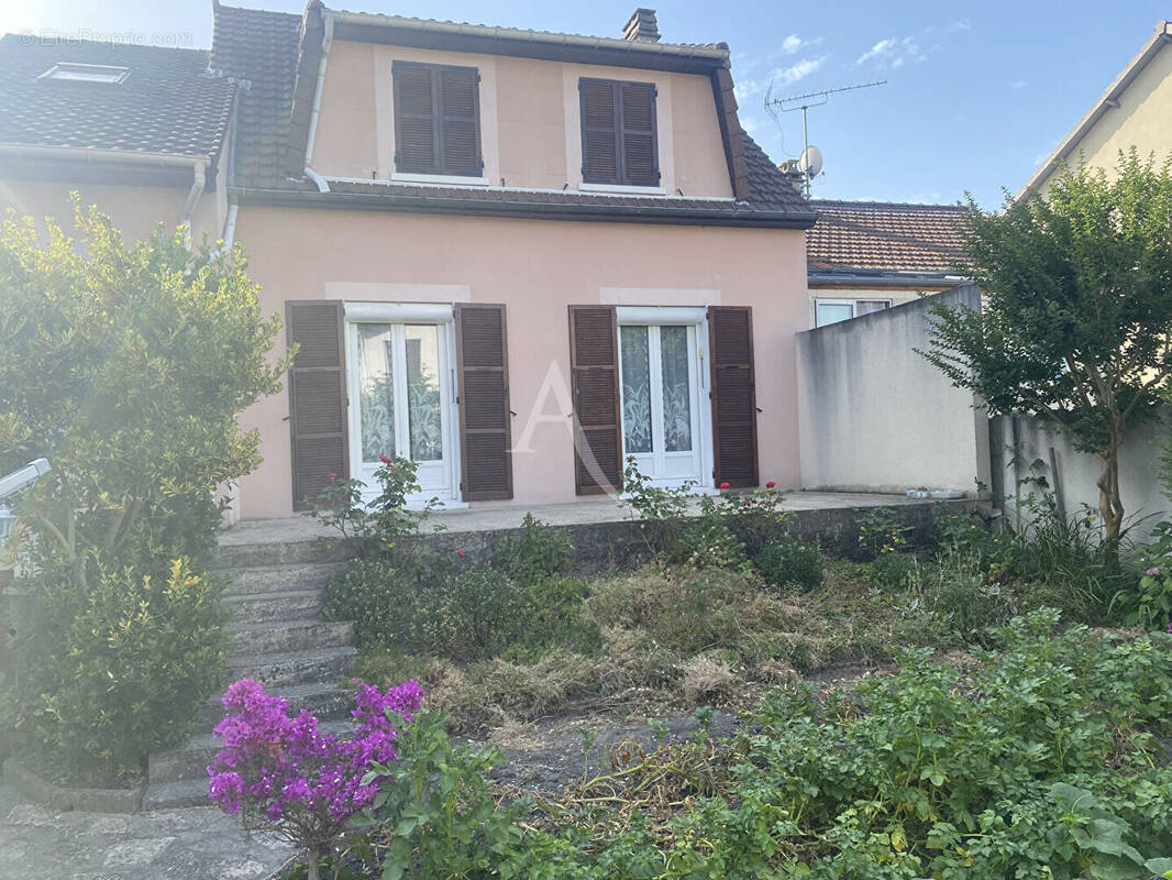 Maison à DRANCY