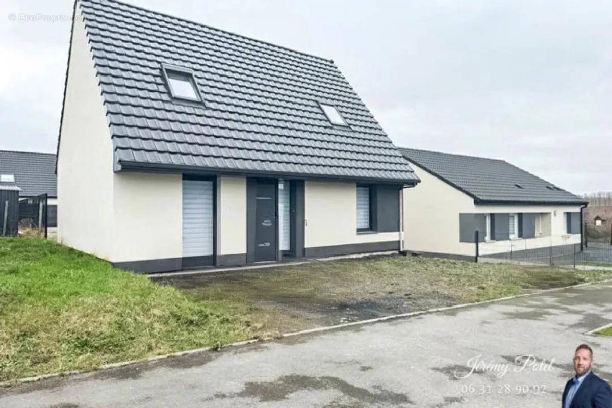 Maison à MONCHAUX-SUR-ECAILLON