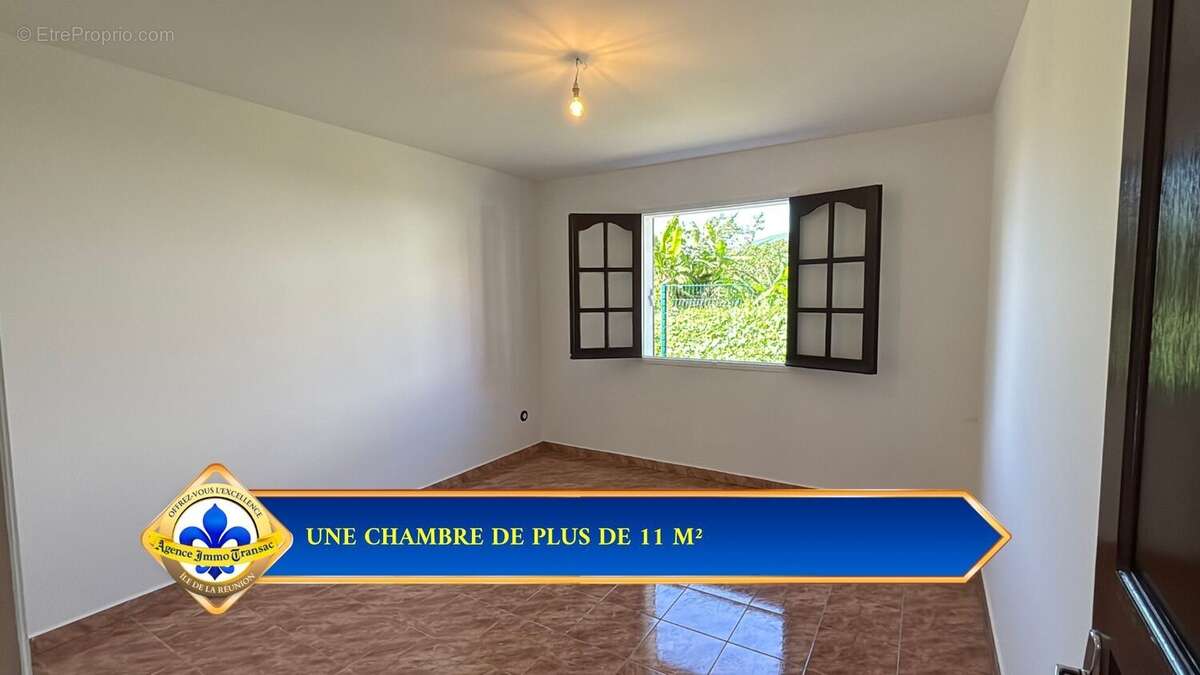 Maison à LA PLAINE-DES-PALMISTES