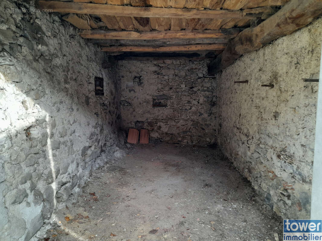 Maison à GENOS