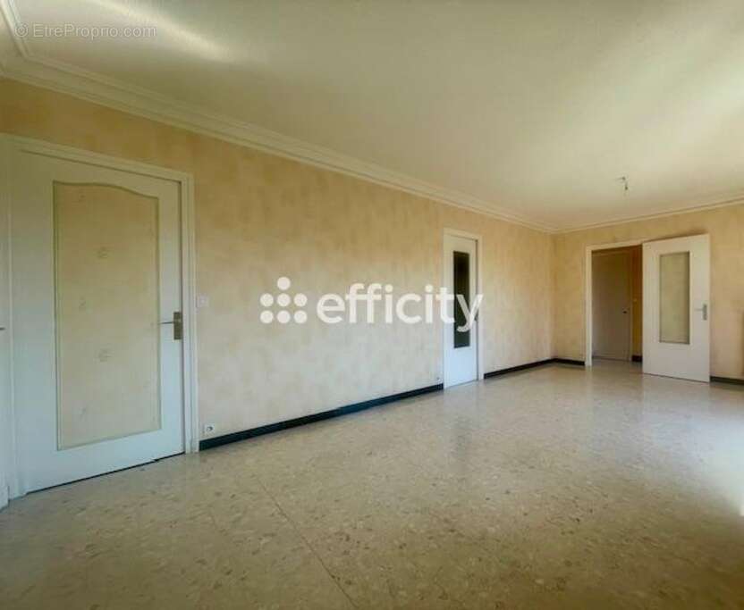 Maison à ROUSSILLON