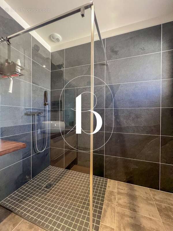 Maison 100 m² à Orgnac-L'aven  - photo 23