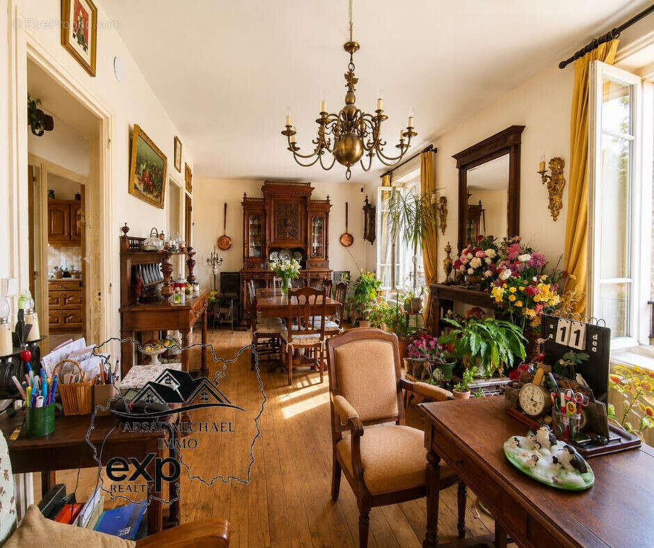 Maison 182 m² à Le Chambon-Sur-Lignon  - photo 5
