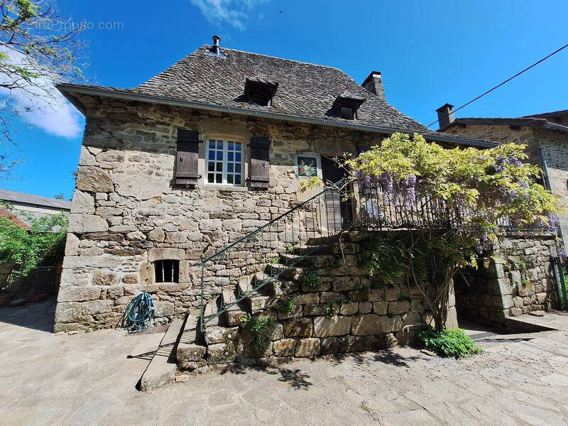 Maison à SOUSCEYRAC