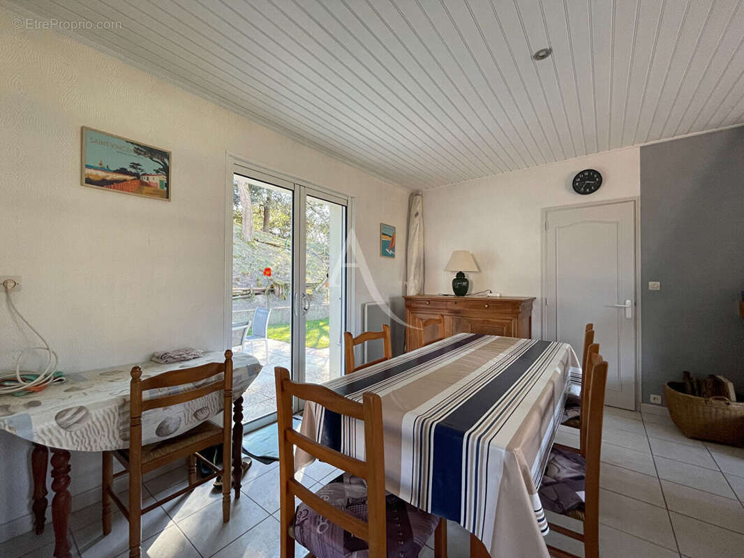 Maison à LONGEVILLE-SUR-MER