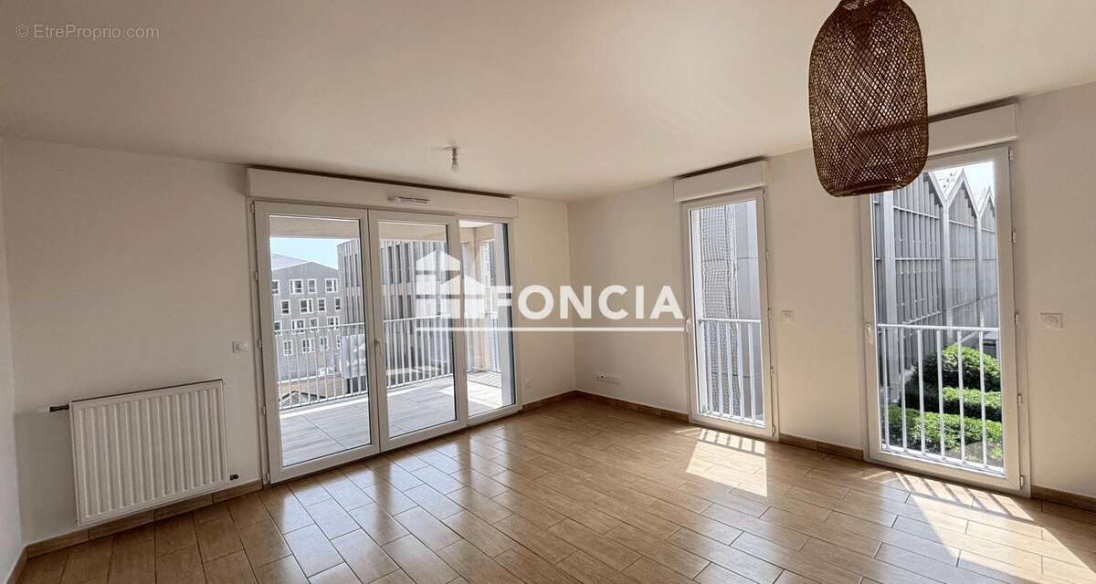 Appartement à BORDEAUX