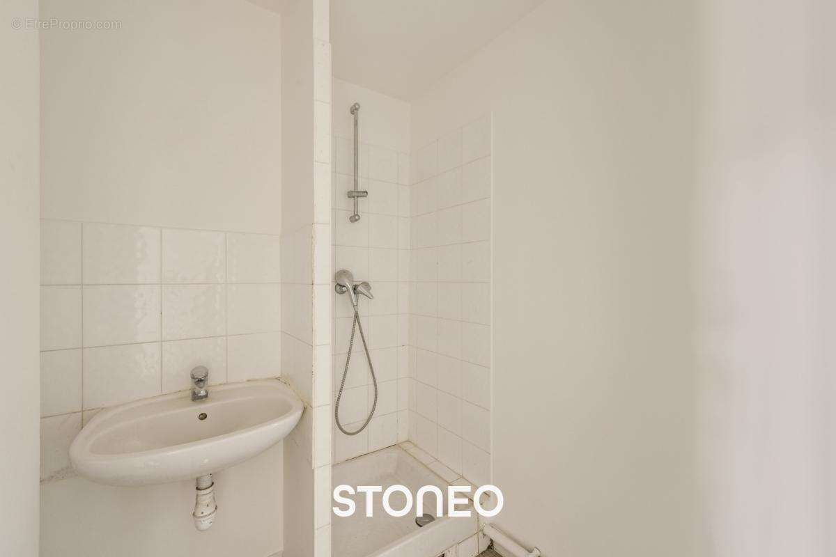 Paris 14ème  studio 25,3 m²  rdc - photo 6