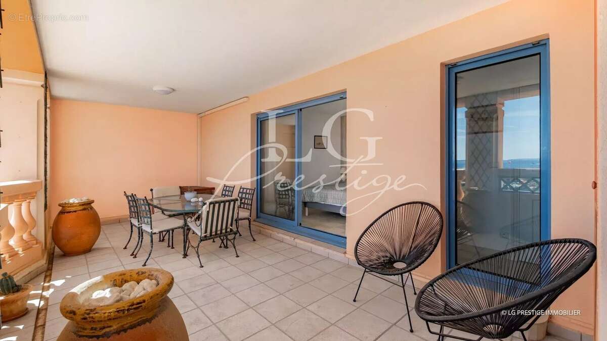 Appartement à THEOULE-SUR-MER