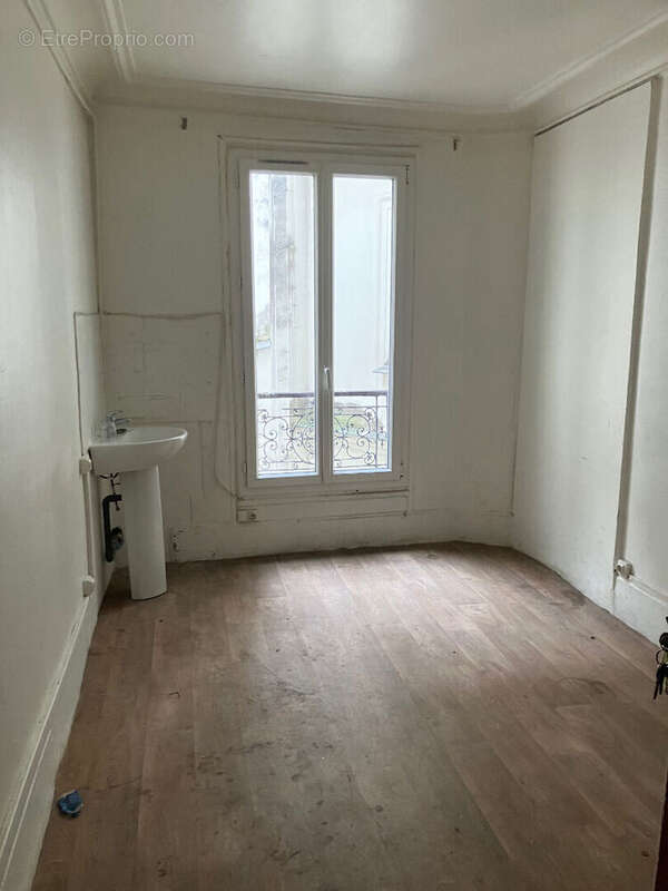 Appartement à PARIS-19E