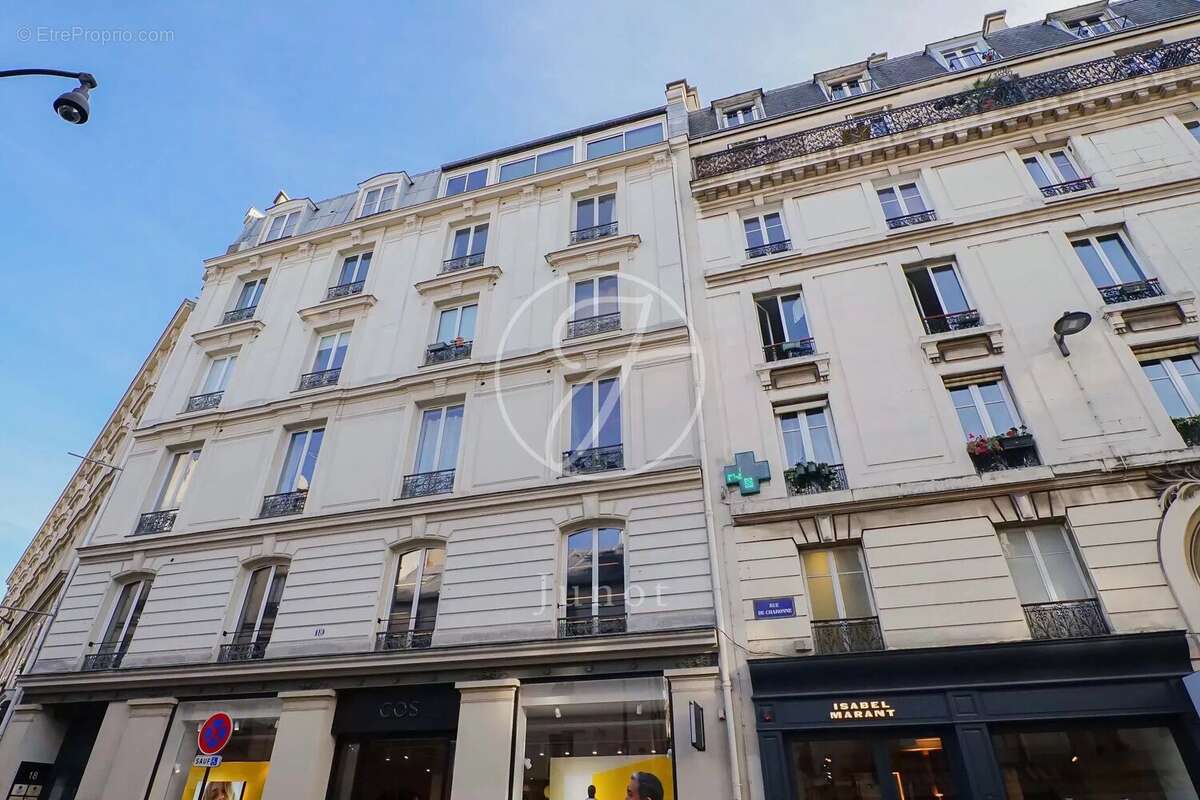 Appartement à PARIS-11E