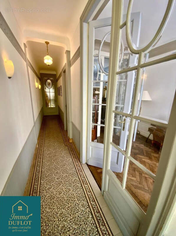 Maison à SAINT-AMAND-LES-EAUX