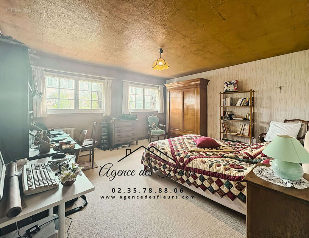 Maison à LA SAUSSAYE