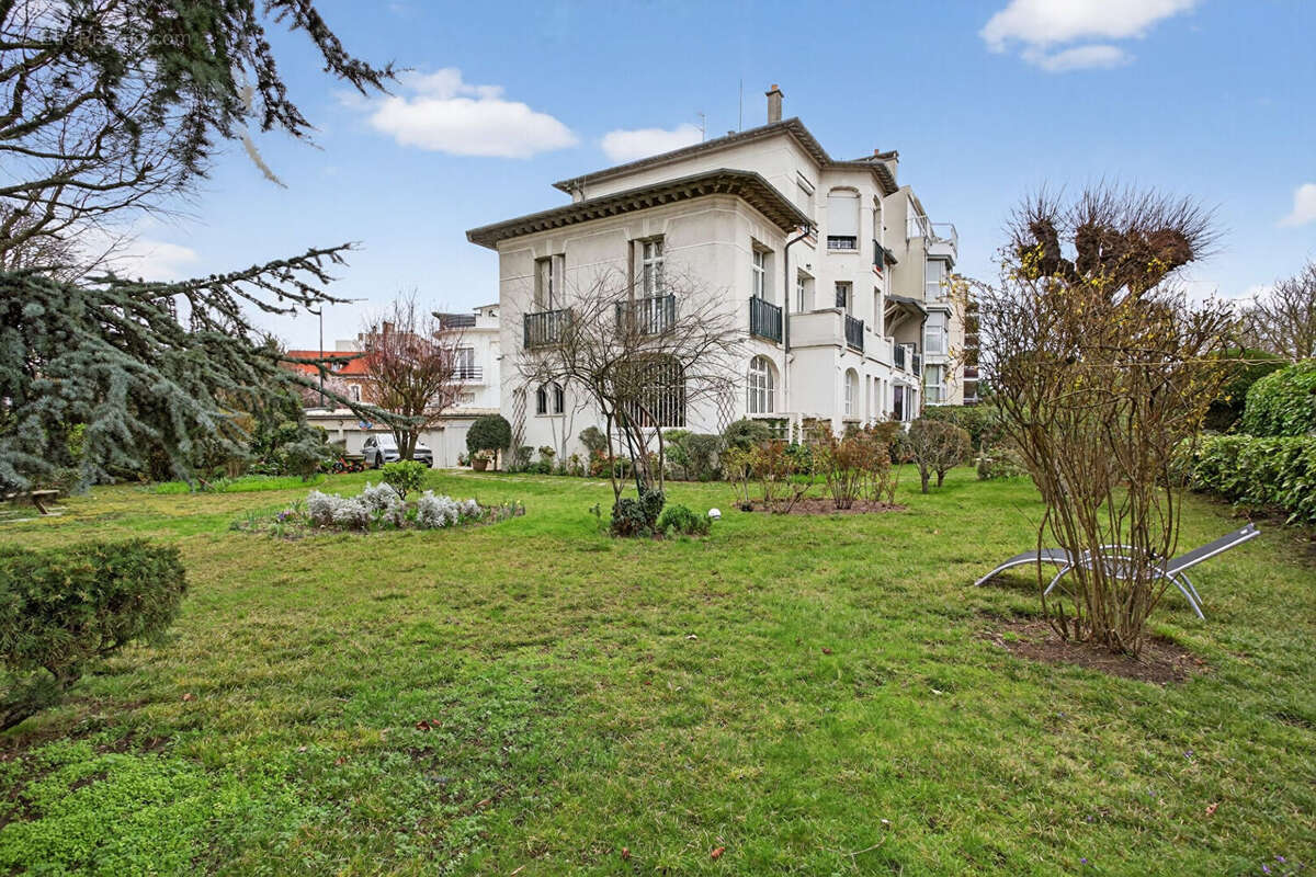 Appartement à SAINT-MANDE