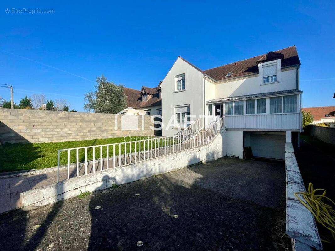 Photo 1 - Maison à LE MEE-SUR-SEINE