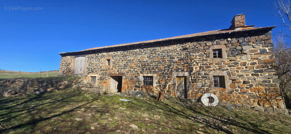 Maison à CHAMPCLAUSE